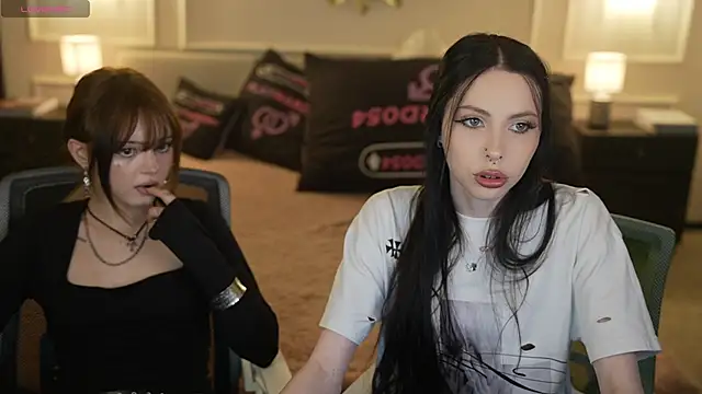 VivianSweet  online show from 06.06.26