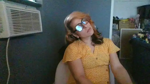mayra mayhem online show from 05.20.26