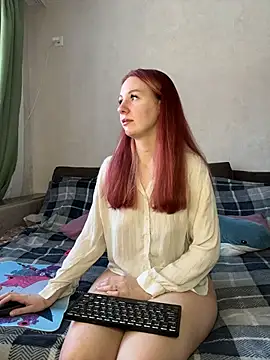 Snapshot of Hera_Mark chatting on 02.12.26 Hera Mark online show from 02.12.26