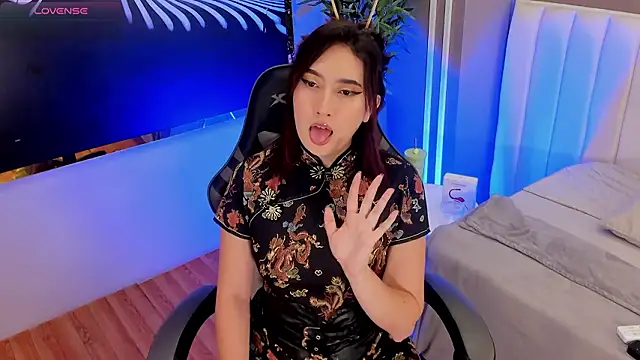 Skyyle  online show from 03.24.26