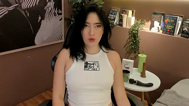 Snapshot of Skyyle_ chatting on 05.29.26 Skyyle online show from 05.29.26