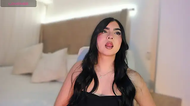 Sweety Nicole  online show from 06.24.26