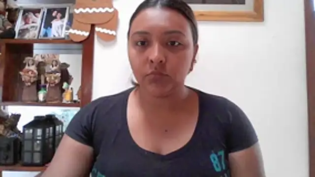 Snapshot of ALANA_150 chatting on 11.27.25 ALANA 150 online show from 11.27.25