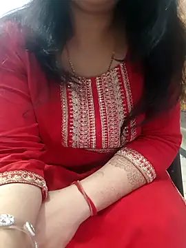 Snapshot of roshni_agrawal0 chatting on 02.27.26 roshni agrawal0 online show from 02.27.26