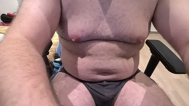 Snapshot of fabi0xx2 chatting on 06.27.26 fabi0xx2 online show from 06.27.26
