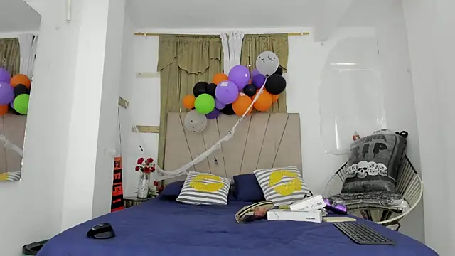 Lady miss    online show from 10.28.25