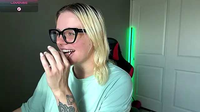 Charlies world online show from 09.26.25