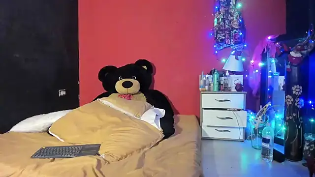 Snapshot of Luigi_Morgan chatting on 11.13.25 Luigi Morgan online show from 11.13.25