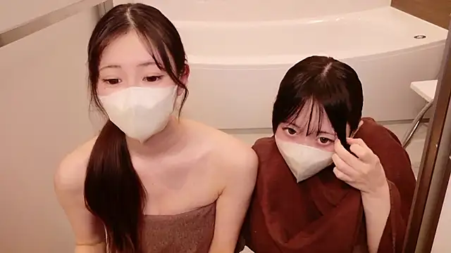 MOEMOE-Q online show from 11.04.25