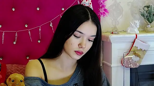 AlexisDevine online show from 12.21.25