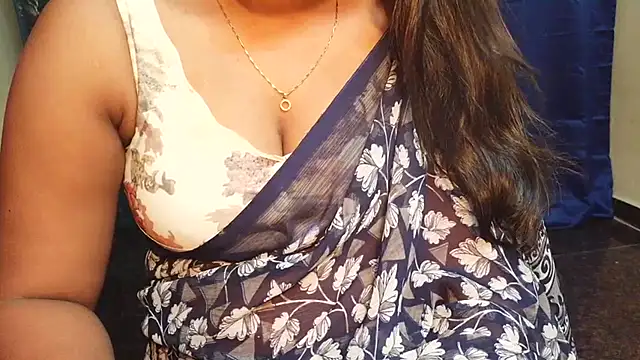 Snapshot of Pavani-Sexy chatting on 06.27.26 Pavani-Sexy online show from 06.27.26