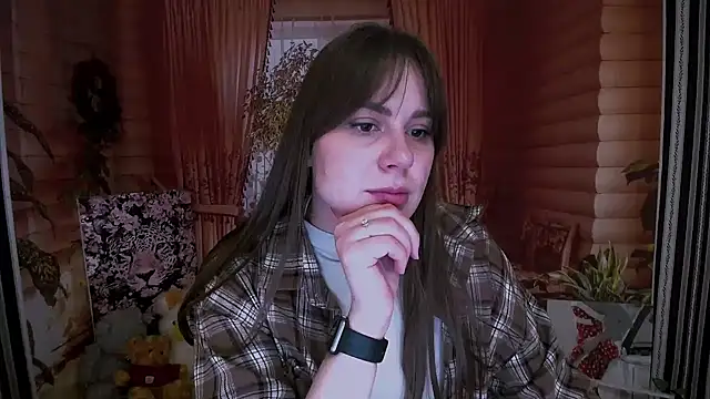 Amanda Bright  online show from 01.08.26