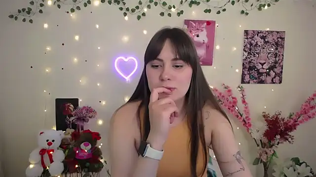 Amanda Bright  online show from 05.13.26