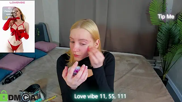 Anna Chelsea online show from 11.21.25