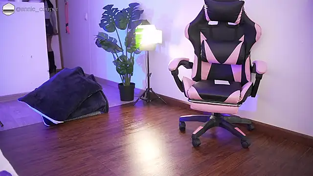 AnnieCouperr online show from 03.11.26