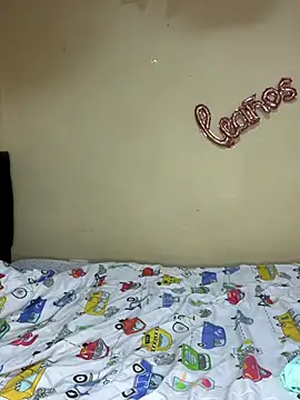 Snapshot of HinataArai chatting on 09.27.25 HinataArai online show from 09.27.25