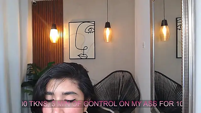 Lia Mar  online show from 04.15.26