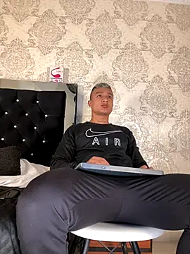 ThiagoBlaze online show from 10.03.25