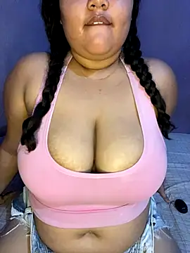 qxmila1 online show from 10.22.25