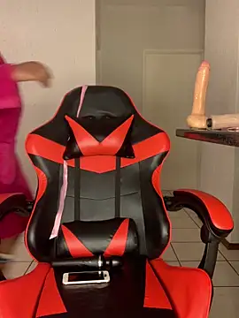 Snapshot of jayjayja19 chatting on 11.24.25 jayjayja19 online show from 11.24.25