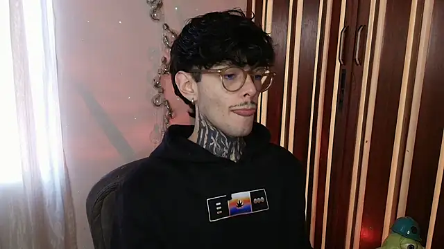 Mihail leroy online show from 12.19.25