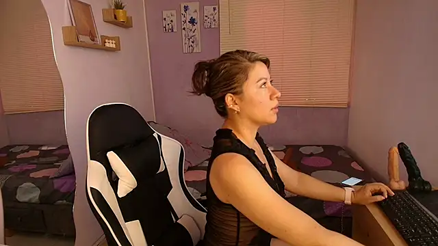 luna desiree online show from 03.11.26