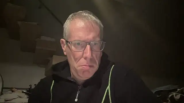 choupipat1 online show from 10.06.25