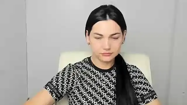 Lune Moon online show from 09.09.25