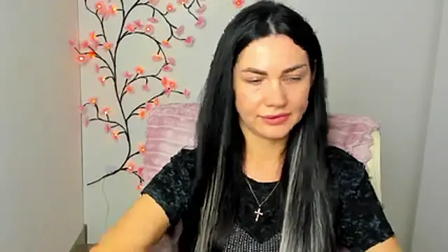 Lune Moon online show from 04.11.26