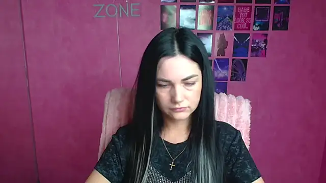 Lune Moon online show from 04.15.26