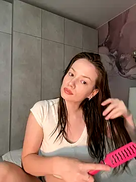 Snapshot of Rosie_Holmes_ chatting on 11.25.25 Rosie Holmes online show from 11.25.25