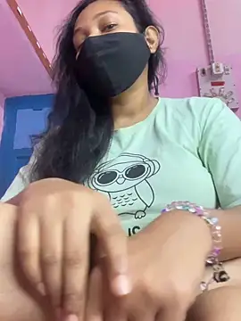 Snapshot of Priyajaanbaby chatting on 11.20.25 Priyajaanbaby online show from 11.20.25