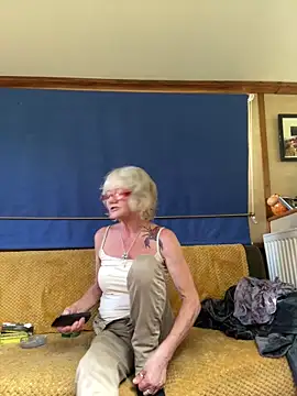 ladyboatlady online show from 10.20.25