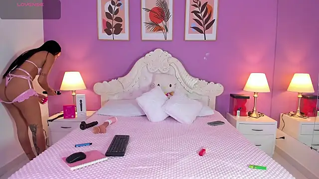 SamantaKane online show from 10.03.25