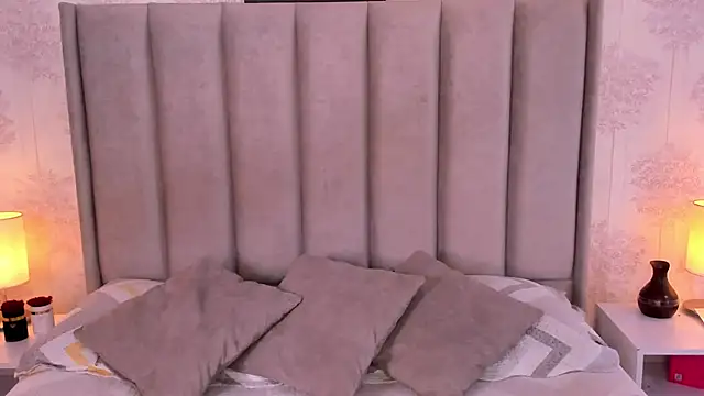 ShaynaHosk online show from 03.29.26