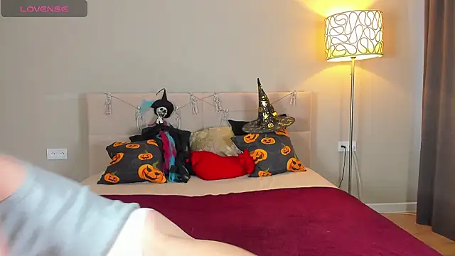 cutienaughtygirl online show from 10.22.25