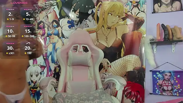 Snapshot of Kylie_Moan chatting on 09.25.25 Kylie Moan online show from 09.25.25