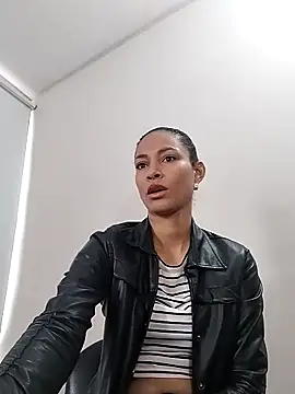 SofiaDelicia online show from 10.23.25