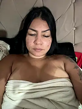 julianamascarada online show from 09.25.25