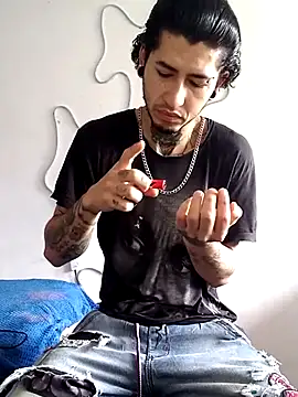 Snapshot of Tattoboy19cm chatting on 02.09.26 Tattoboy19cm online show from 02.09.26