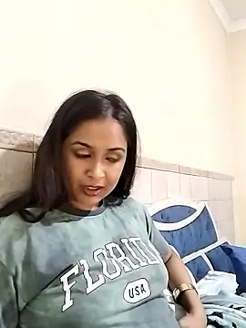 cute indianxo online show from 01.17.26