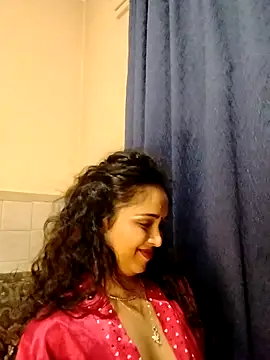 cute indianxo online show from 04.10.26