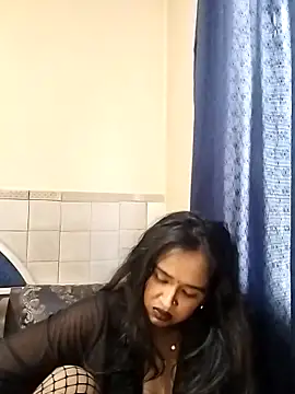 Snapshot of cute_indianxo chatting on 05.29.26 cute indianxo online show from 05.29.26
