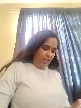 Snapshot of cute_indianxo chatting on 06.01.26 cute indianxo online show from 06.01.26