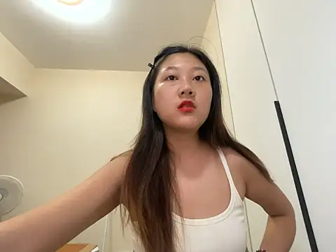 Snapshot of xena0501 chatting on 09.17.25 xena0501 online show from 09.17.25