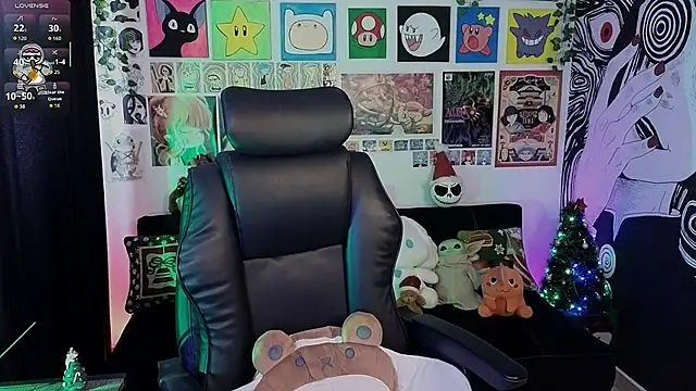 Snapshot of Yuhwan_ chatting on 12.22.25 Yuhwan online show from 12.22.25