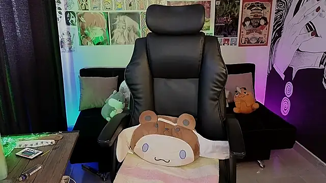 Snapshot of Yuhwan_ chatting on 02.25.26 Yuhwan online show from 02.25.26