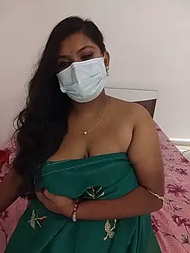 Snapshot of Cutee_Amrita chatting on 06.08.26 Cutee Amrita online show from 06.08.26