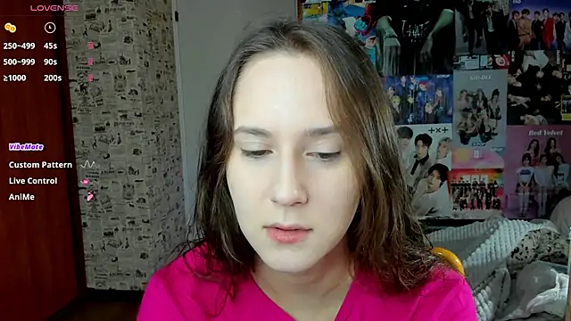 LucyRose3 online show from 10.20.25