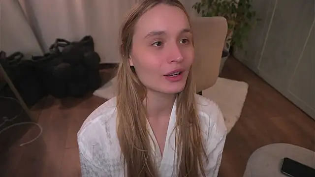 lisa schiele online show from 02.03.26